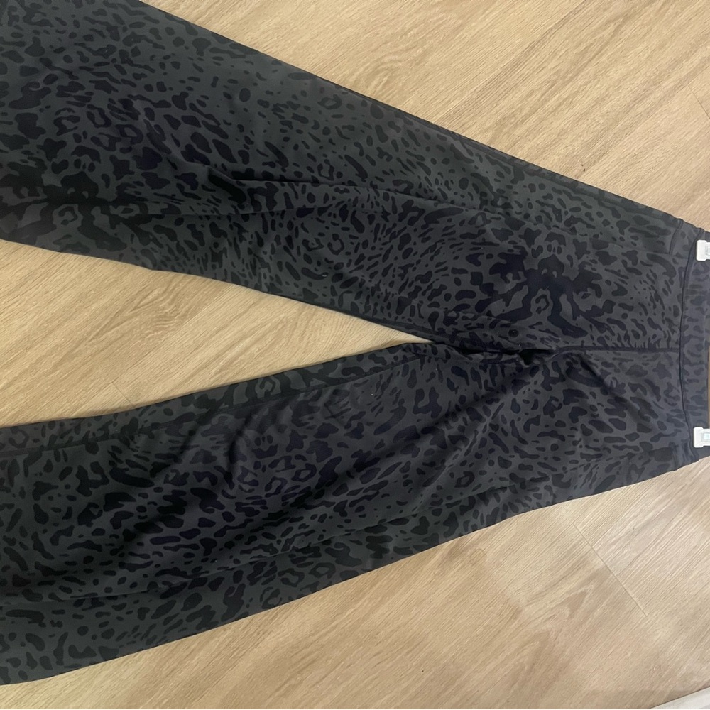 Lululemon wide leg pants